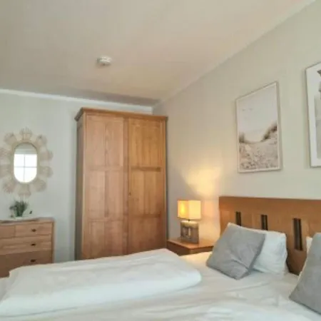 Nahe Und Seebruecke In Apartment Sellin (Rugen)